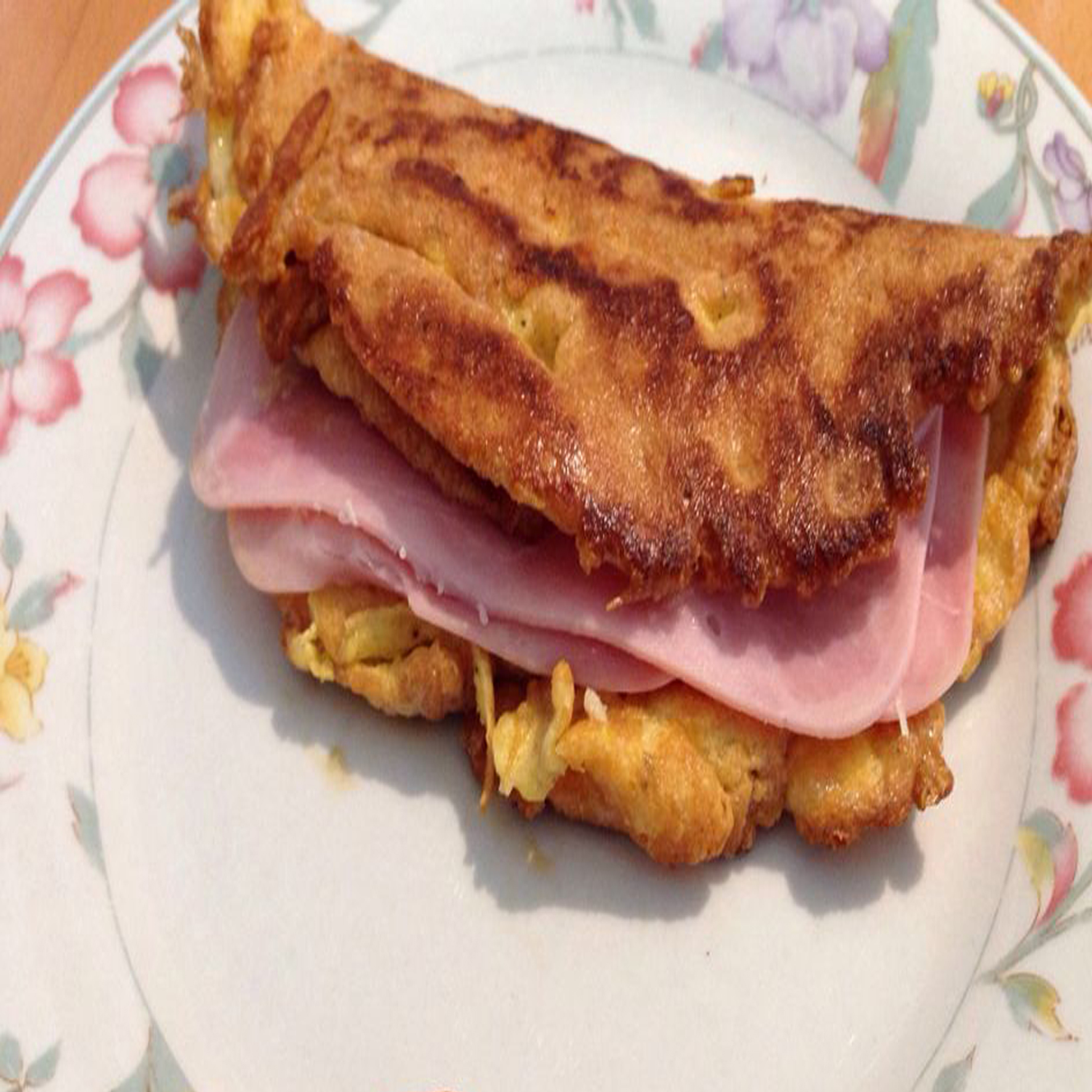 Image de Omelette jambon fromage